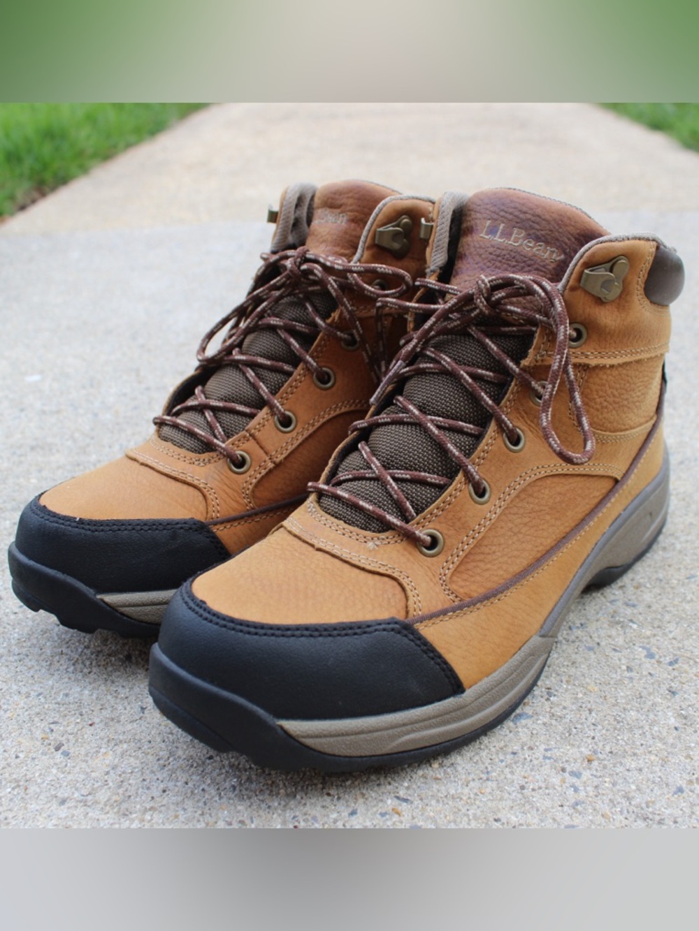 L.L. Bean Men's Classic Hiking Boots Sz 9.5